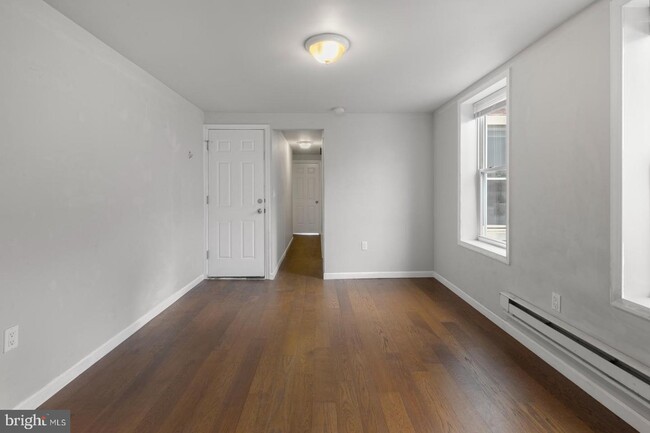 Building Photo - 2528 N 5th St
