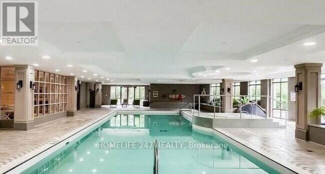 Photo du bâtiment - 700-2700 Humberwood Blvd