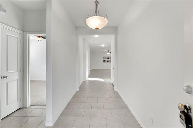 Building Photo - 309 Emerald Creek Dr