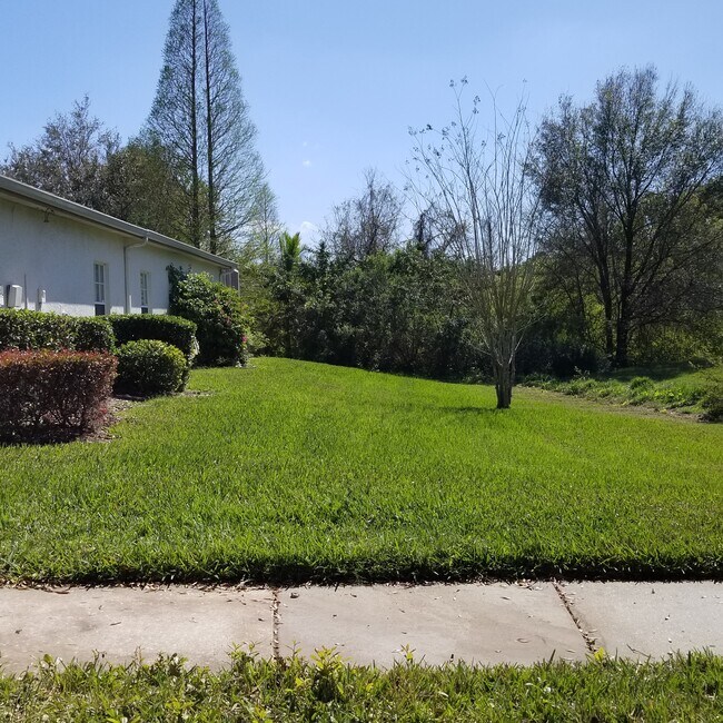 Building Photo - 10426 Mulligan Ct