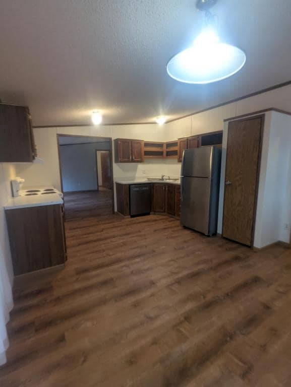 Building Photo - 4460 S Wise Rd