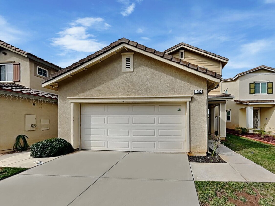 1387 Valley Rose Way House Rental in Beaumont, CA