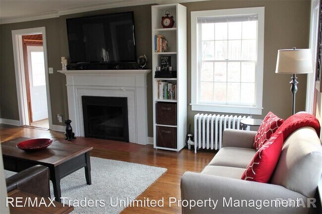 Foto del edificio - 2 br, 2 bath House - 1512 E Kelly Ave.