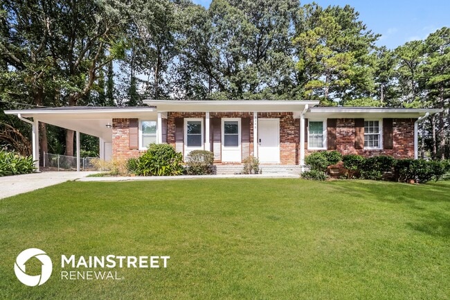 Building Photo - 5348 The Savoy