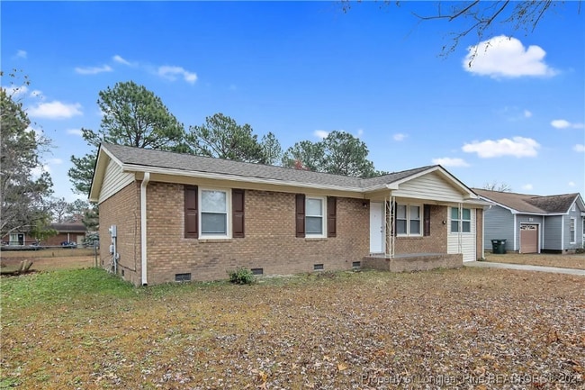 Building Photo - 929 Hollydale Ln