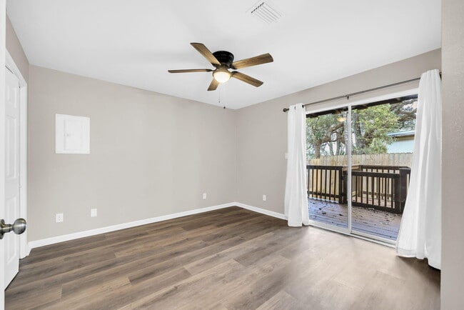 Foto del edificio - 200 White St