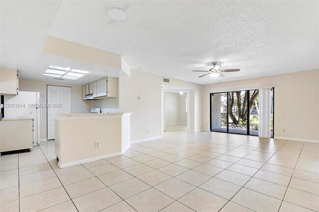 Foto del edificio - 9188 W Atlantic Blvd
