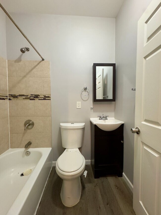 Foto del edificio - Apartment Units in Barclay, Baltimore, MD!