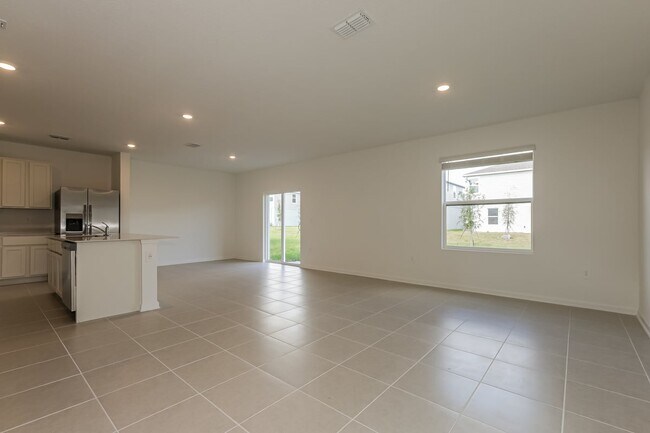 Building Photo - 3575 Kimbrough Dr