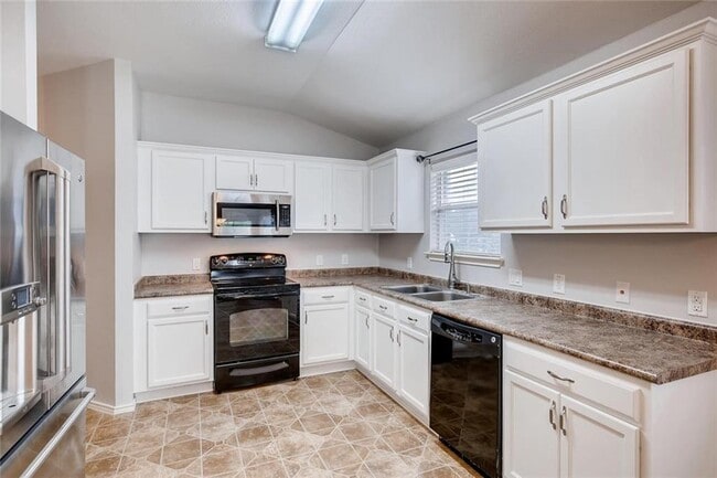 Building Photo - 1408 Portchester Castle Path