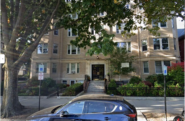 Foto del edificio - 1768 Beacon St