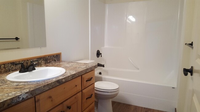 Building Photo - 3263 Catron St