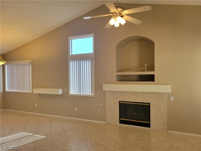 Building Photo - 1152 Founders Ct