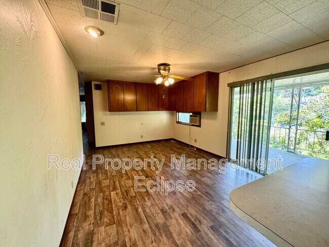 Foto del edificio - 12712 NE 190th St