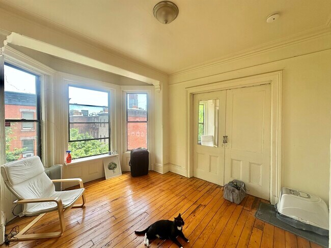 Foto del edificio - 109 Wayne St
