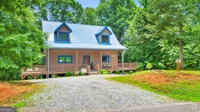 Building Photo - 417 Hickory Ridge Dr