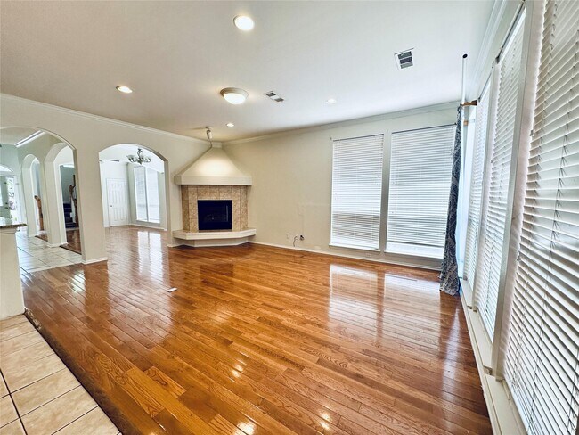 Building Photo - 7709 Brookview Court