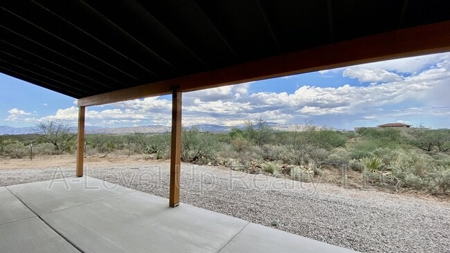 Building Photo - 3713 E Wetstones Rd
