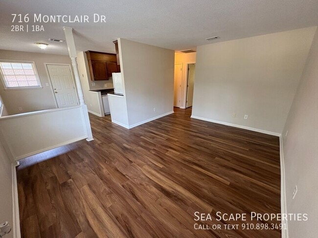 Building Photo - 716 Montclair Dr