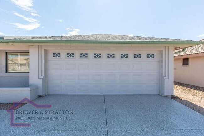Building Photo - 2631 S COPPERWOOD - 3BR 2BA -- Signal Butt...
