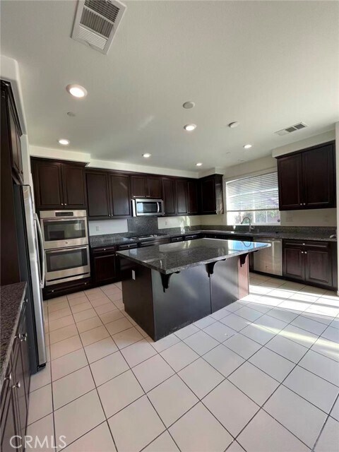 Foto del edificio - 13245 Winslow Dr