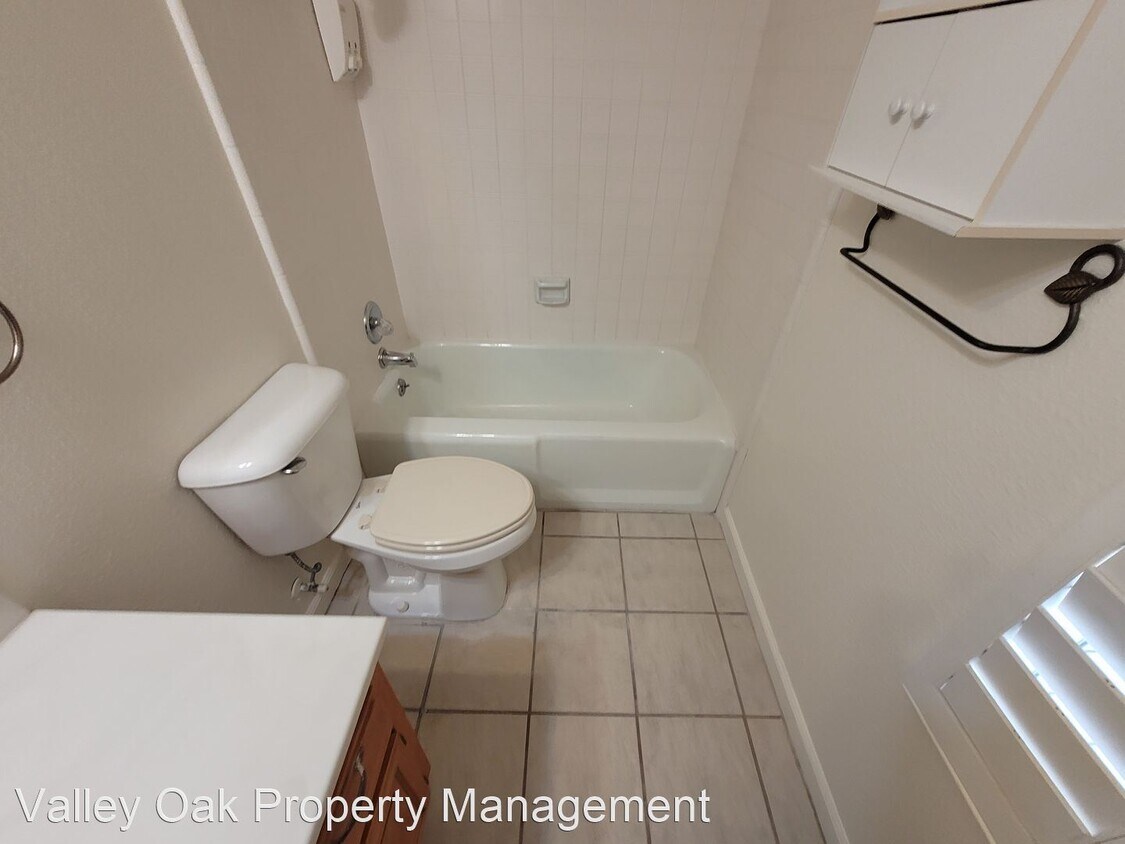 Primary Photo - 2 br, 2 bath House - 1855 Scenic Drive, #F