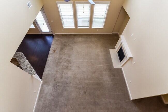 Foto del edificio - 192 Moorland Way NE