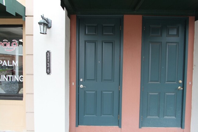 Foto del edificio - Beautiful 3/2 Townhouse Available !!