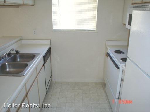 Fotografía del edificio - 1225 N Mccarran Blvd