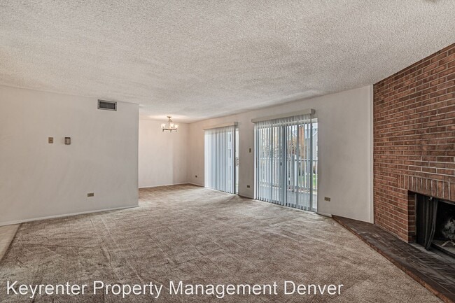 Building Photo - 1 br, 1 bath House - 3436 S Locust St Apt D
