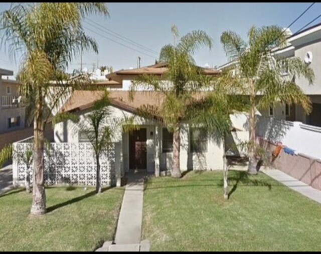 Building Photo - 1903 Rockefeller Ln