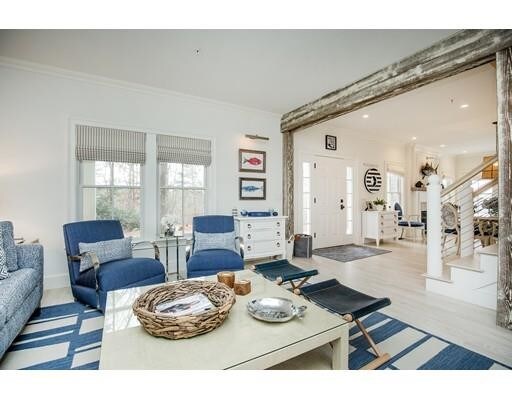 Foto del edificio - 1090 Shore Rd