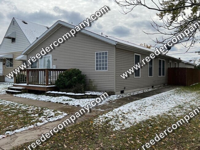 Building Photo - Updated 3 bedroom 2 bathroom ranch