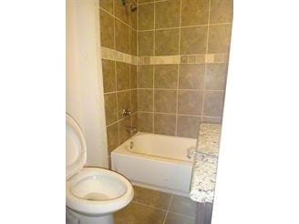 Bathroom - 4704 Park Dr