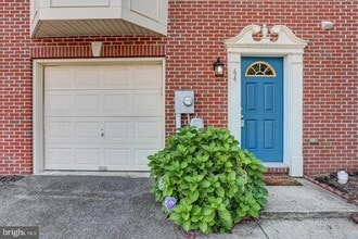Building Photo - 64 Milestone Ct
