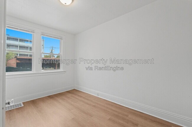 Foto del edificio - 1509 N Wall St