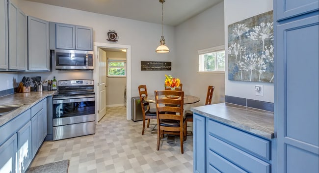 Building Photo - Fully Remodeled Home with Bonus Suite – A ...