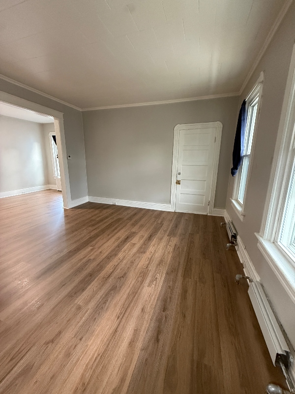 Foto del edificio - 269 W Main St