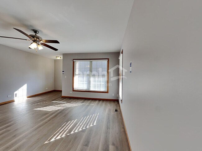 Foto del edificio - 532 S Elizabeth St