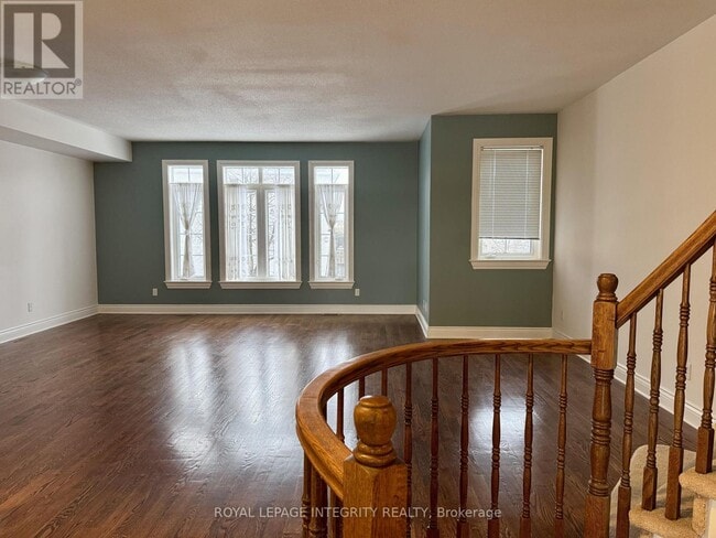 Building Photo - 72 Castle Glen Crescent