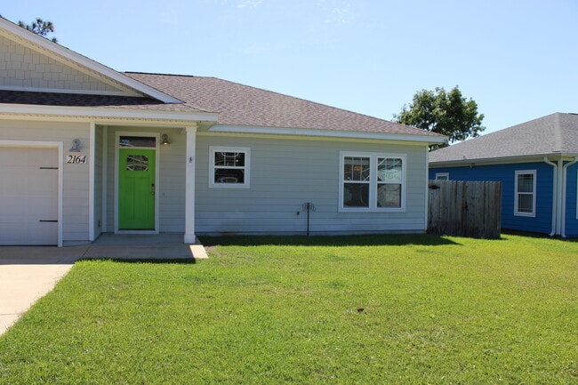 Building Photo - 2164 Wind Trace Rd N