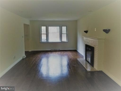 Foto del edificio - 1 Renfrew Ave