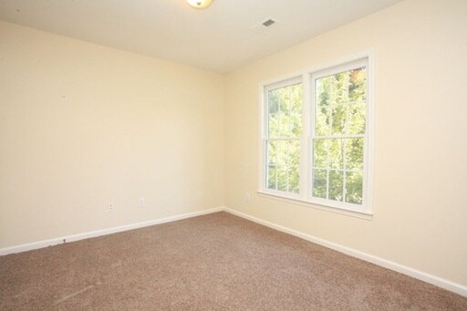 Building Photo - 17201 Cambridge Grove Dr