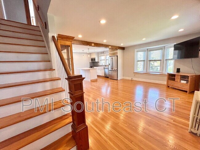 Foto del edificio - 27 3rd Ave