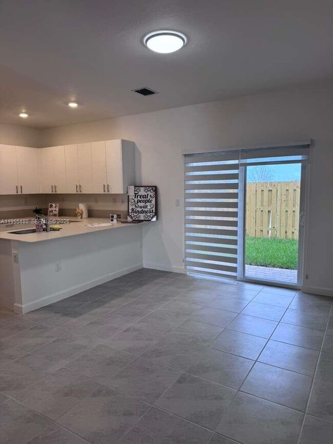 Foto del edificio - 2721 SE 26th Rd