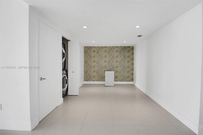 Foto del edificio - 495 Brickell Ave