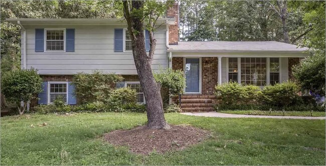 Foto del edificio - 1547 Fountain Ridge Rd