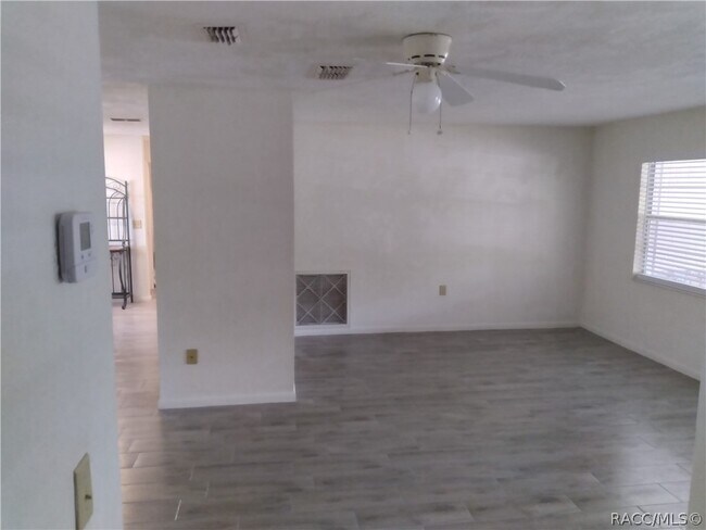 Foto del edificio - 230 S Fillmore St