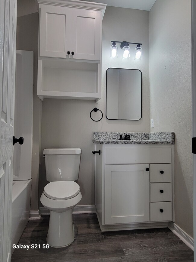 Foto del edificio - 112 Cora Lee Ln