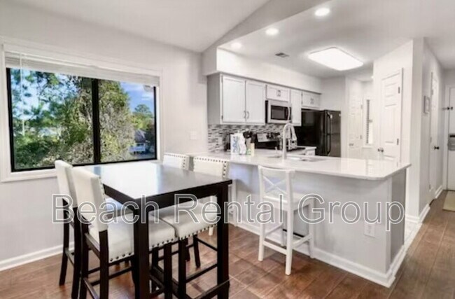 Foto del edificio - 4109 Pinehurst Cir